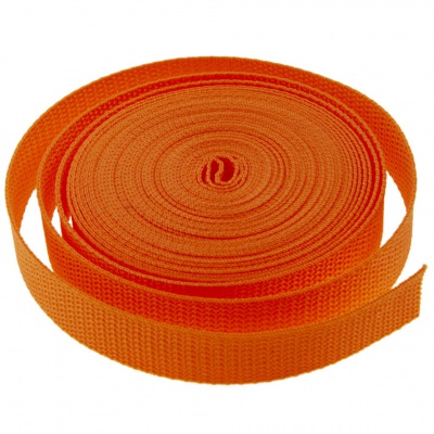 Стропа текстильная, шир. 25 мм (в нам. 50+/-1 ярд), цвет оранжевый - купить в Новочеркасске. Цена: 409.94 руб.